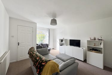 2 bed house, White Furrows, Netherfield, Nottingham, NG123LE - Image 5